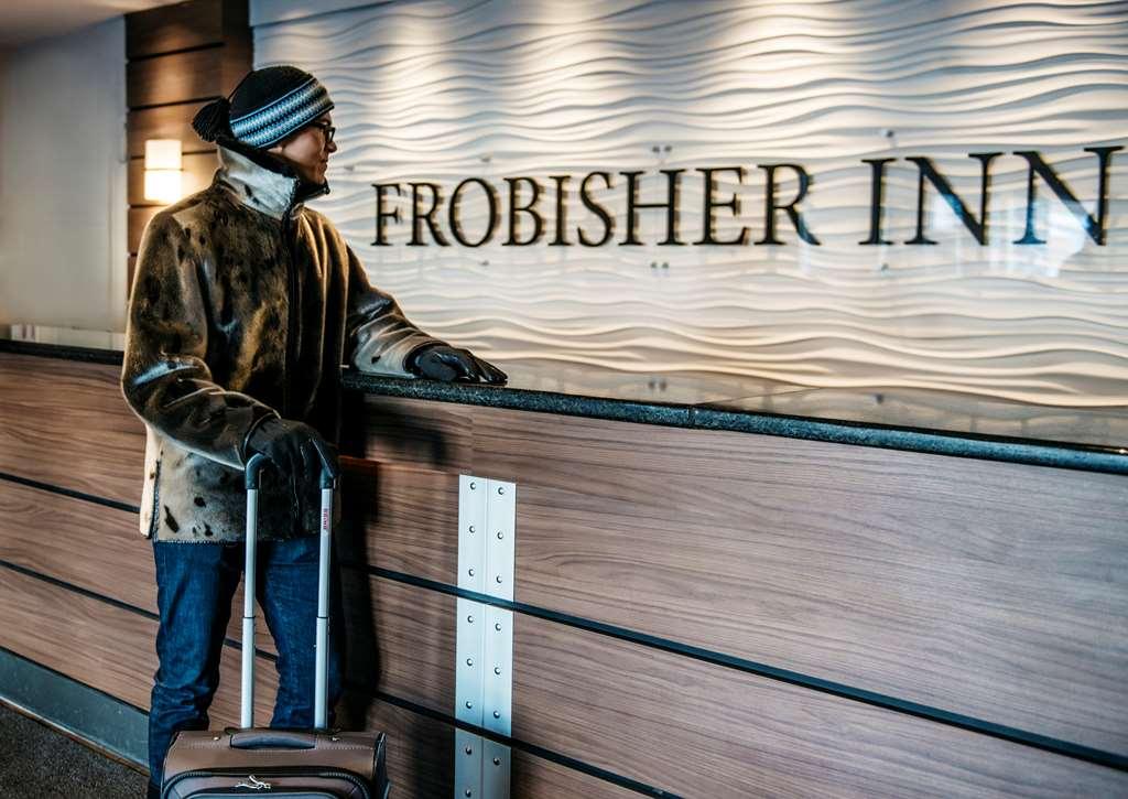 The Frobisher Inn Iqaluit Intérieur photo