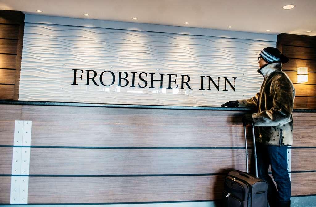 The Frobisher Inn Iqaluit Intérieur photo